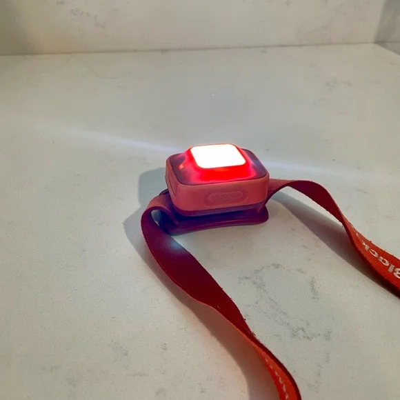 Black Diamond Iota Rechargeable Headlamp - Picture 7 of 7